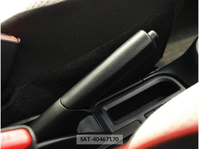 Toyota VITZ 2017-11 8752396-10