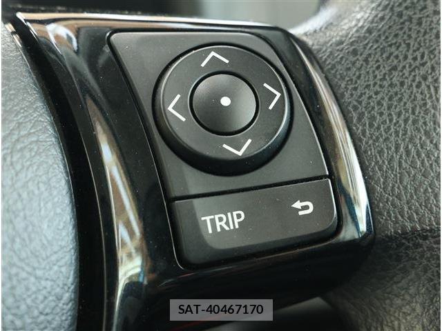 Toyota VITZ 2017-11 8752396-11