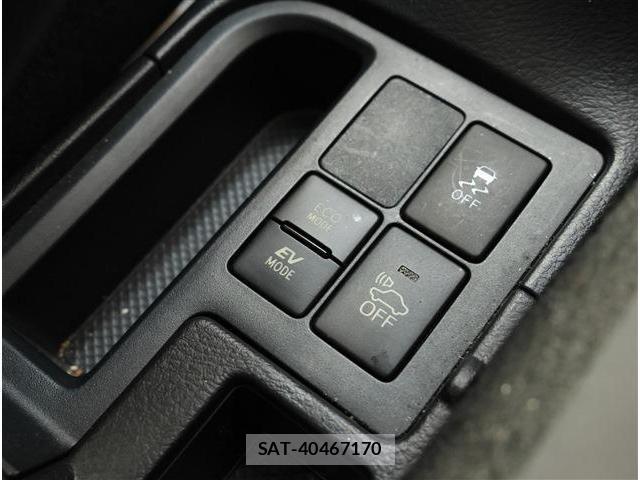 Toyota VITZ 2017-11 8752396-14