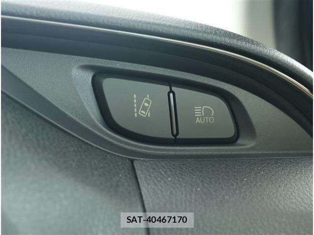 Toyota VITZ 2017-11 8752396-16
