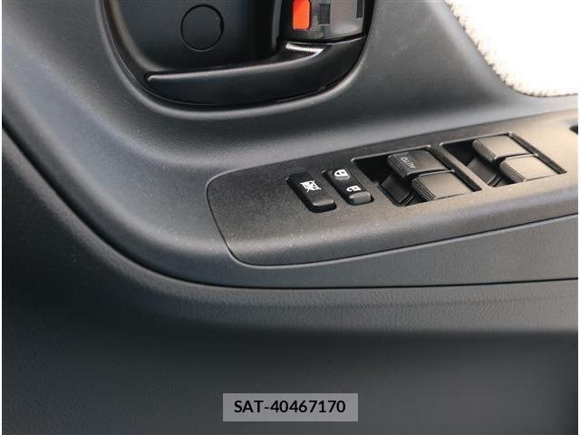 Toyota VITZ 2017-11 8752396-4