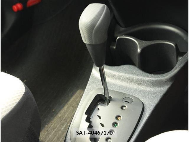 Toyota VITZ 2017-11 8752396-9