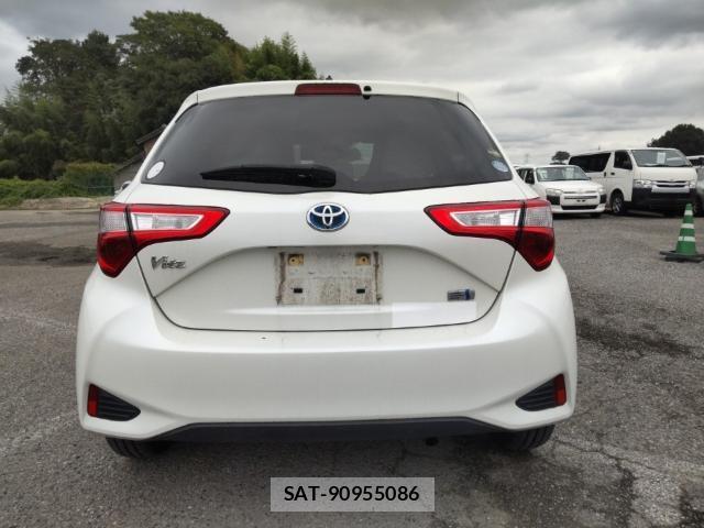 Toyota VITZ 2019-08 8752666-1