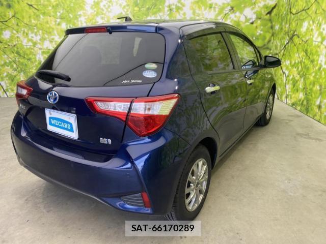 Toyota VITZ 2019-08 8753400-2