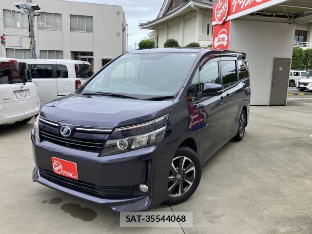Toyota VOXY 2014-05 8752254-0