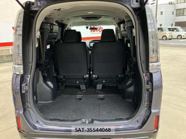 Toyota VOXY 2014-05 8752254-12