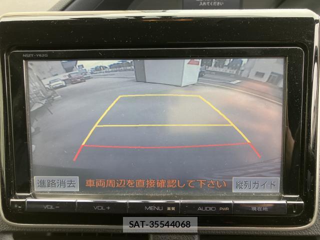 Toyota VOXY 2014-05 8752254-4
