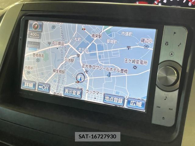 Toyota VOXY 2011-09 8752834-3