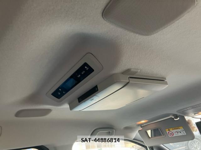 Toyota VOXY 2014-03 8752873-8