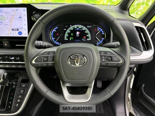 Toyota VOXY 2024-12 8752875-13