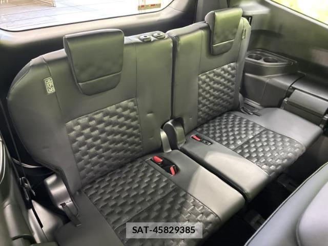 Toyota VOXY 2024-12 8752875-5