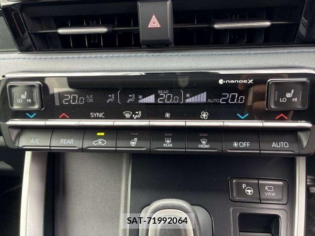 Toyota VOXY 2024-08 8752895-14