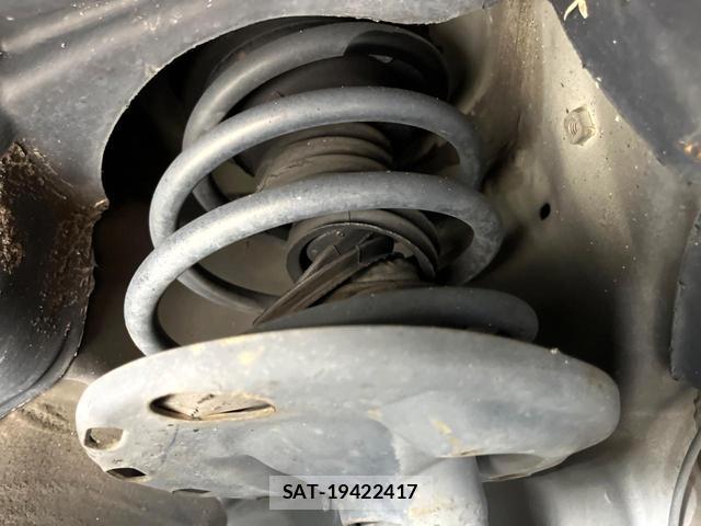 Toyota VOXY 2012-04 8752928-19