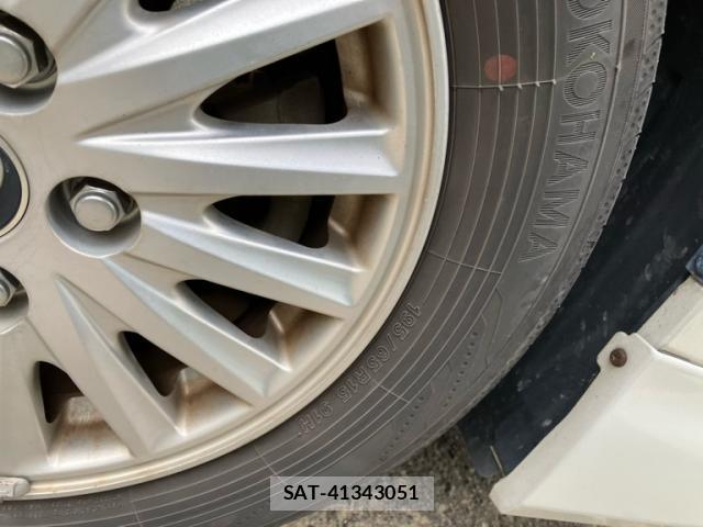 Toyota VOXY 2016-12 8753015-6