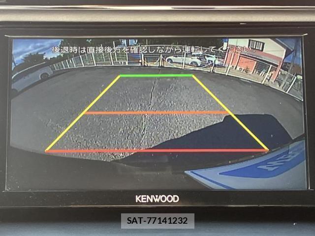 Toyota VOXY 2019-07 8753041-11