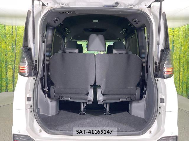 Toyota VOXY 2023-01 8753052-10