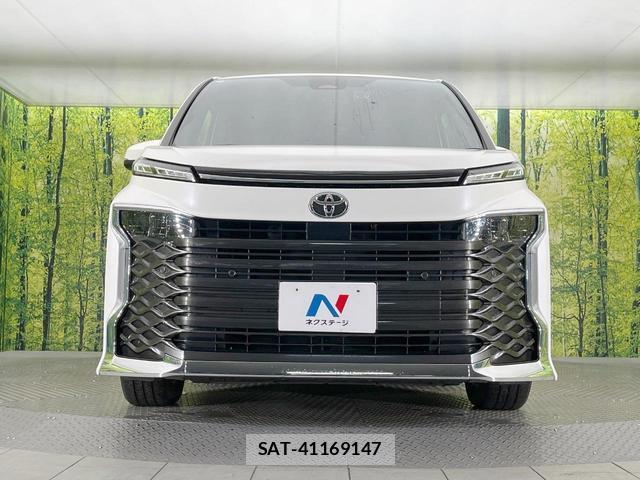 Toyota VOXY 2023-01 8753052-14