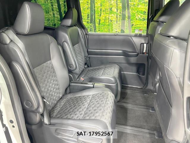 Toyota VOXY 2024-01 8753135-8