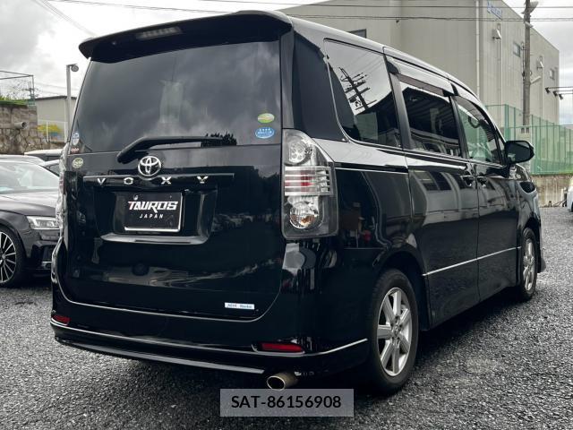 Toyota VOXY 2008-02 8753300-1