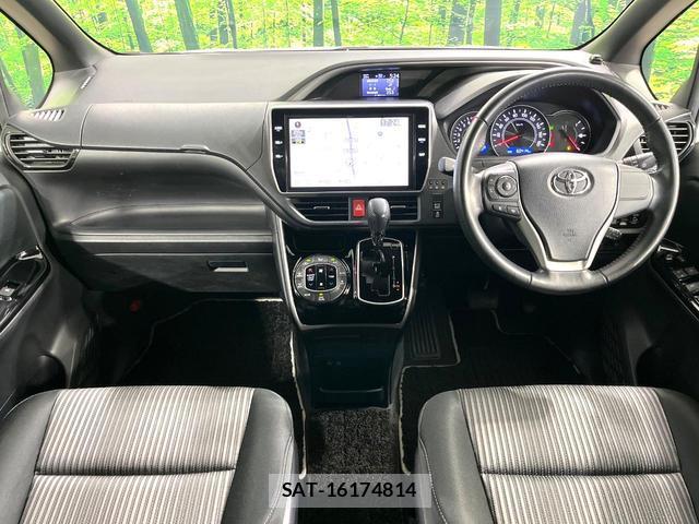 Toyota VOXY 2018-12 8753473-1