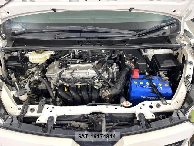 Toyota VOXY 2018-12 8753473-16