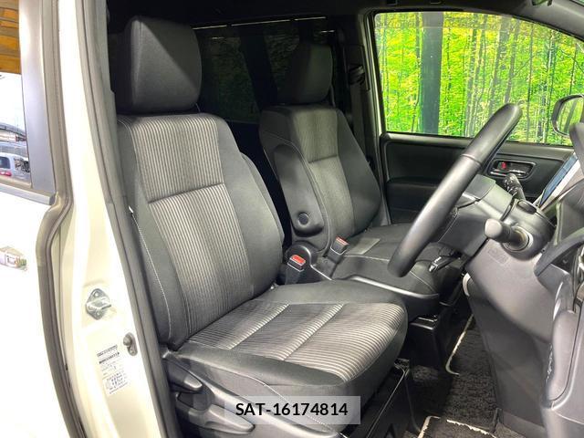 Toyota VOXY 2018-12 8753473-8