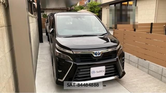 Toyota VOXY 2021-09 8753605-11