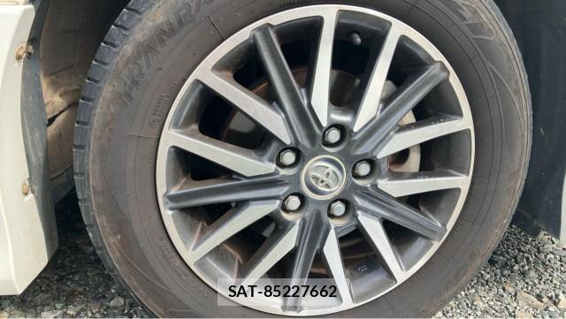 Toyota VOXY 2016-02 8753635-8