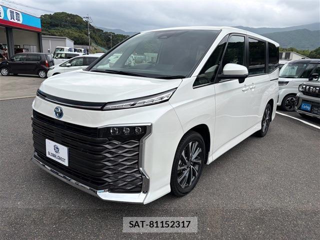 Toyota VOXY 2025-10 8754104-2