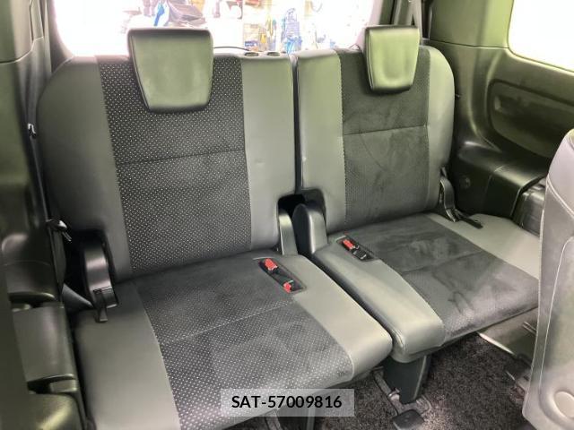 Toyota VOXY 2021-06 8754344-5