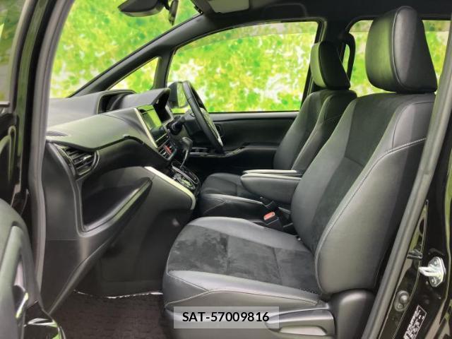 Toyota VOXY 2021-06 8754344-6