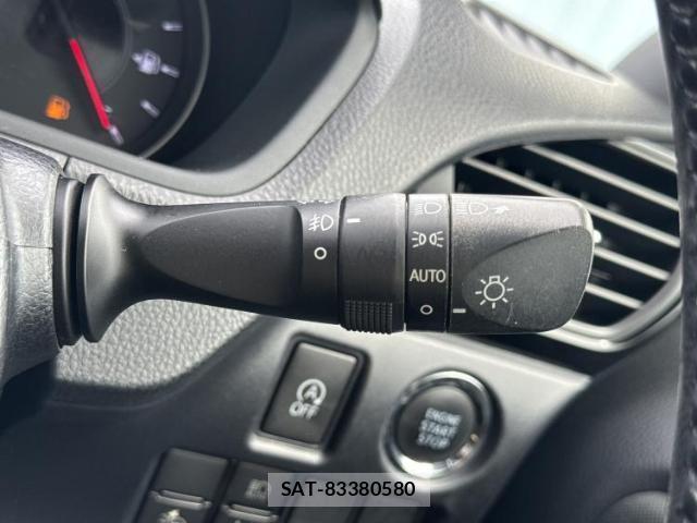 Toyota VOXY 2020-01 8754566-15