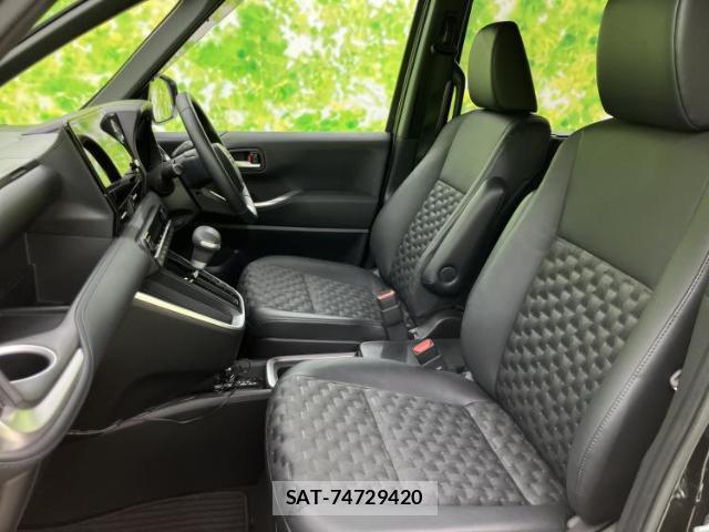 Toyota VOXY 2023-06 8754576-6