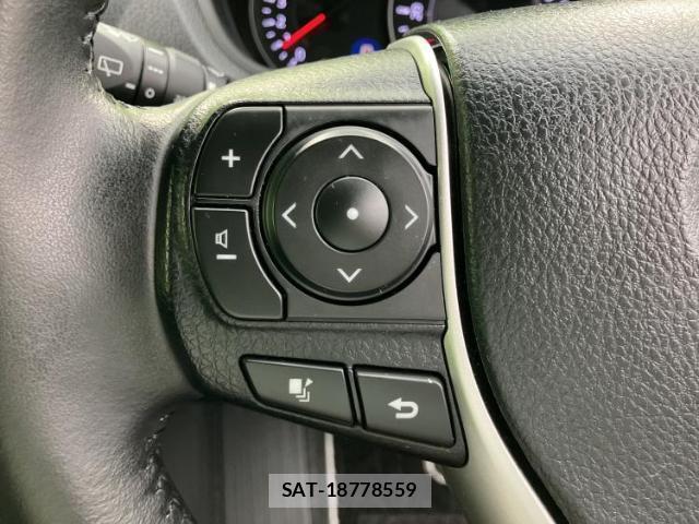 Toyota VOXY 2021-07 8754647-10