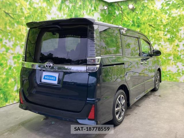 Toyota VOXY 2021-07 8754647-2