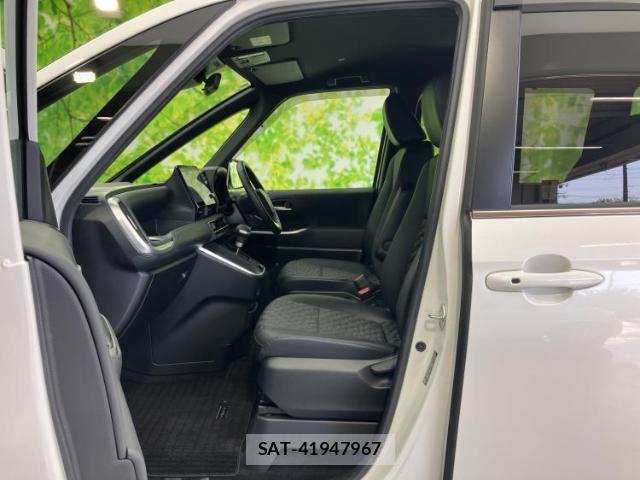Toyota VOXY 2023-11 8754658-6