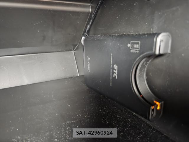 Suzuki WAGON R 2024-04 8752255-11