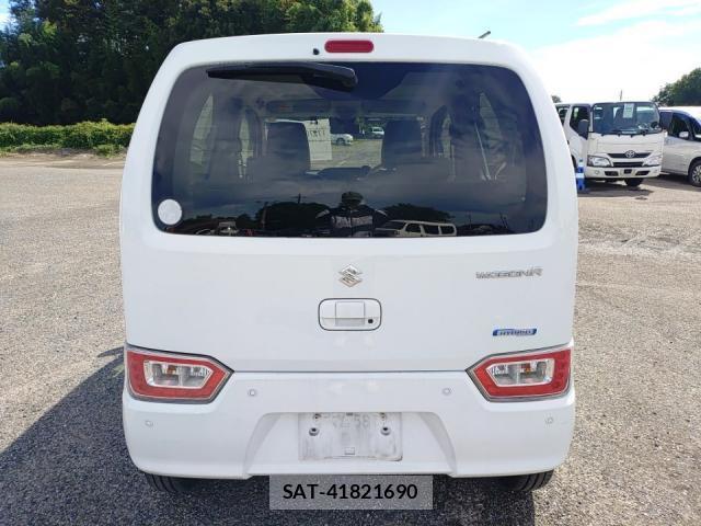 Suzuki WAGON R 2021-08 8752637-3