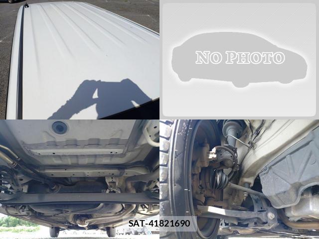 Suzuki WAGON R 2021-08 8752637-6