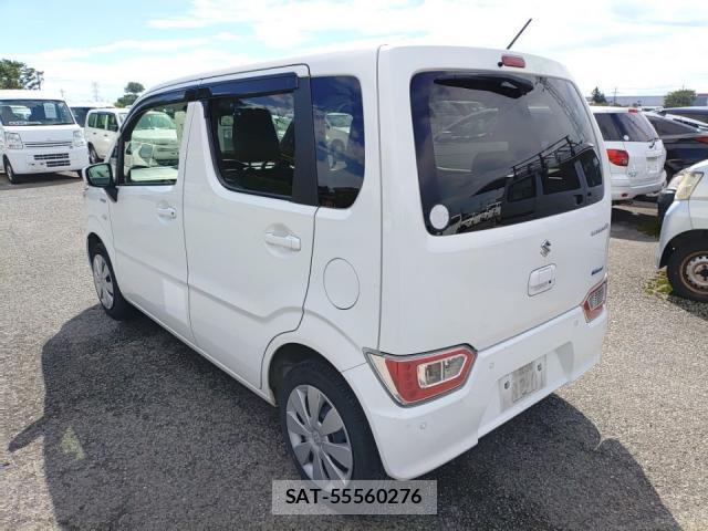 Suzuki WAGON R 2021-08 8752644-4