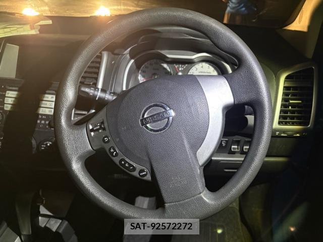 Nissan Wingroad 2005-11 8753286-11