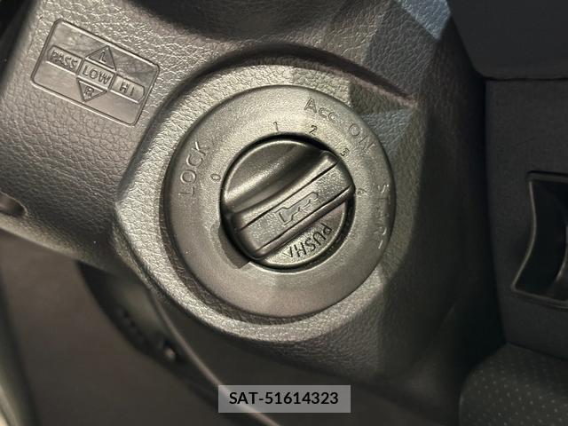 Nissan Wingroad 2009-11 8754078-5