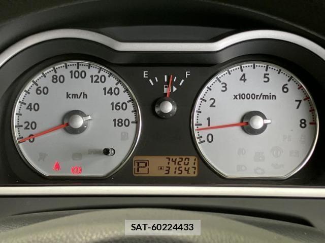 Nissan Wingroad 2013-06 8754603-13