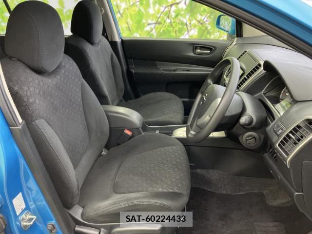 Nissan Wingroad 2013-06 8754603-3