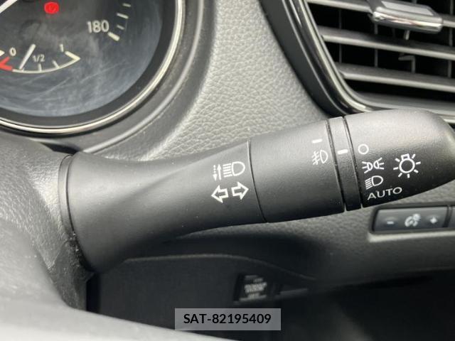 Nissan X-TRAIL 2018-01 8752332-15