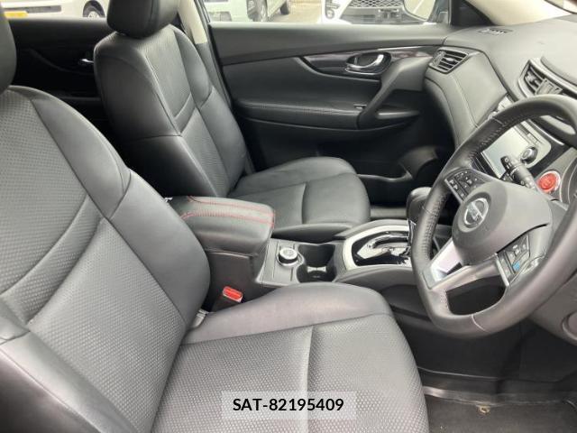 Nissan X-TRAIL 2018-01 8752332-3