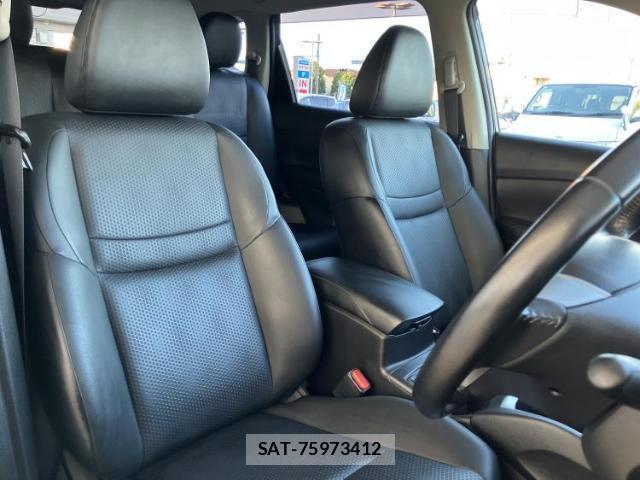 Nissan X-TRAIL 2015-12 8753110-3