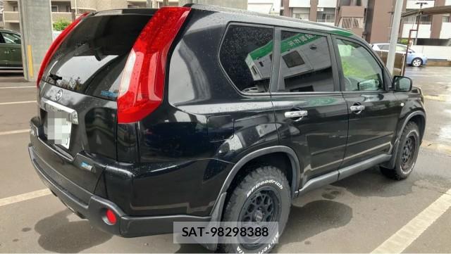 Nissan X-TRAIL 2010-08 8753562-12