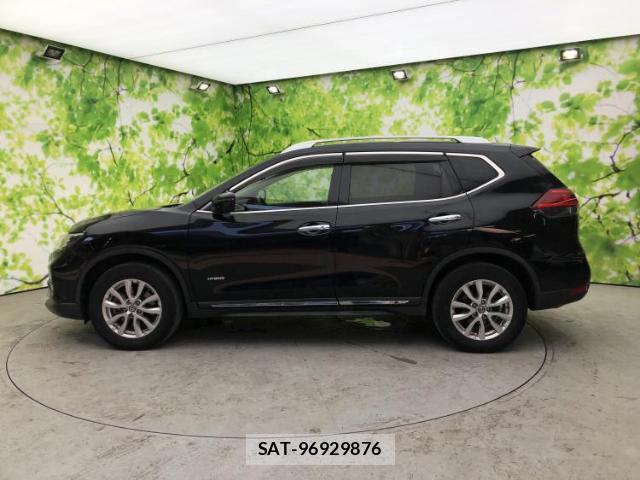 Nissan X-TRAIL 2017-06 8754072-1