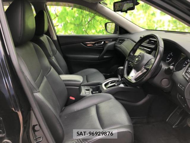 Nissan X-TRAIL 2017-06 8754072-3